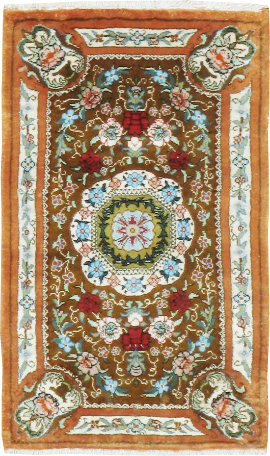 Vintage Persian Quom Silk Rug, No.22707 - Staging
