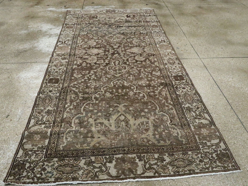 Antique Persian Bakhtiari Rug, No.22712 - Staging