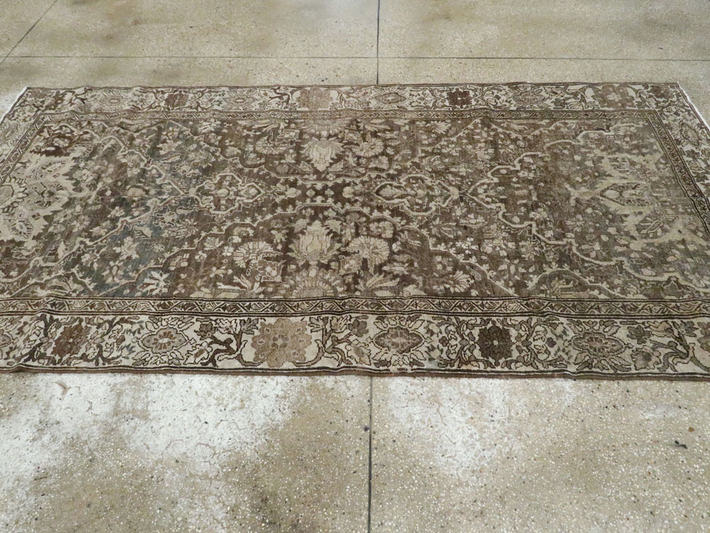 Antique Persian Bakhtiari Rug, No.22712 - Staging