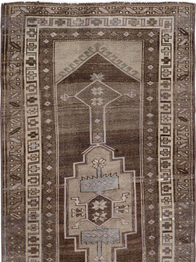 Vintage Persian Serab Runner, No.22776 - Staging