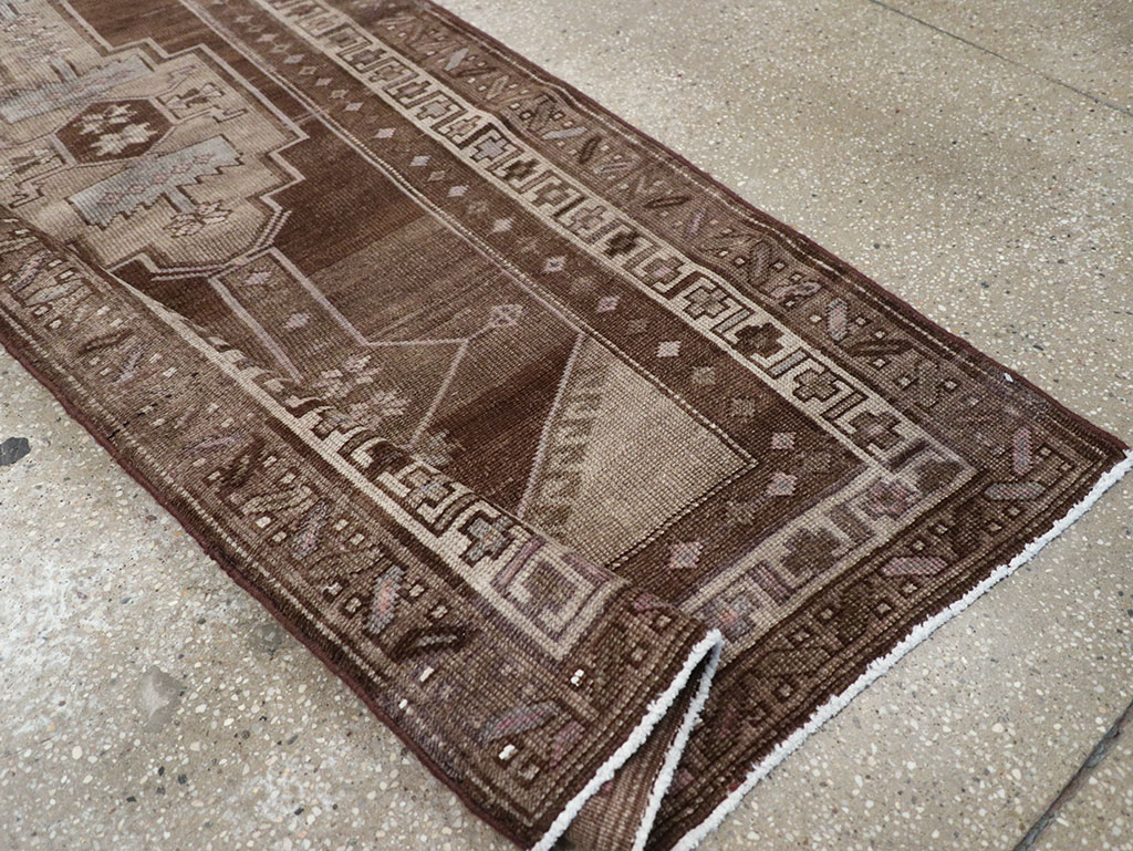 Vintage Persian Serab Runner, No.22776 - Staging