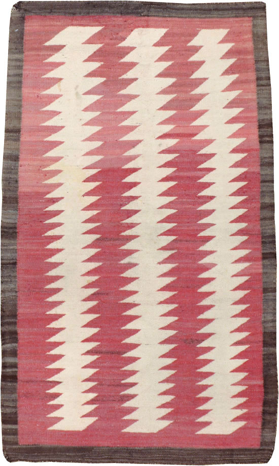 Vintage American Navajo Rug, No.22787 - Staging