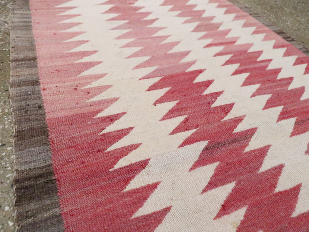 Vintage American Navajo Rug, No.22787 - Staging