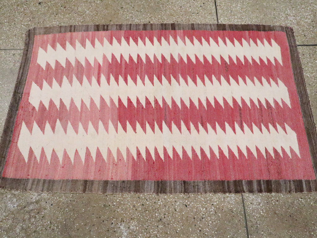Vintage American Navajo Rug, No.22787 - Staging
