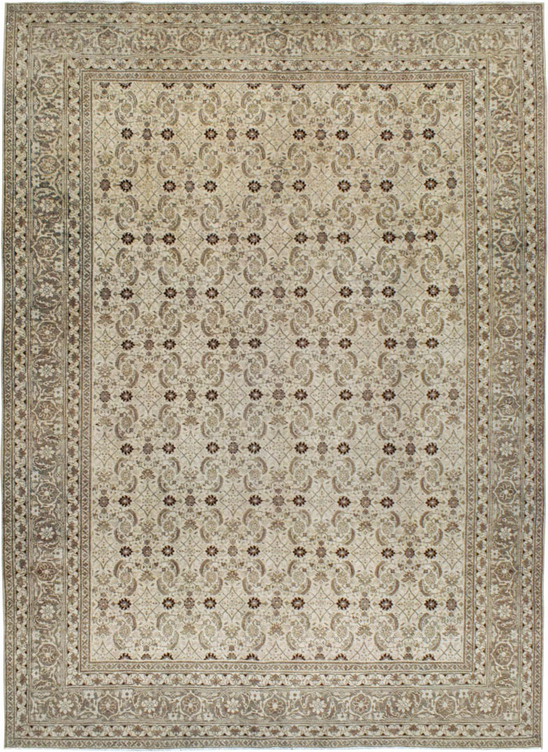 Antique Persian Tabriz Carpet, No.22790 - Staging