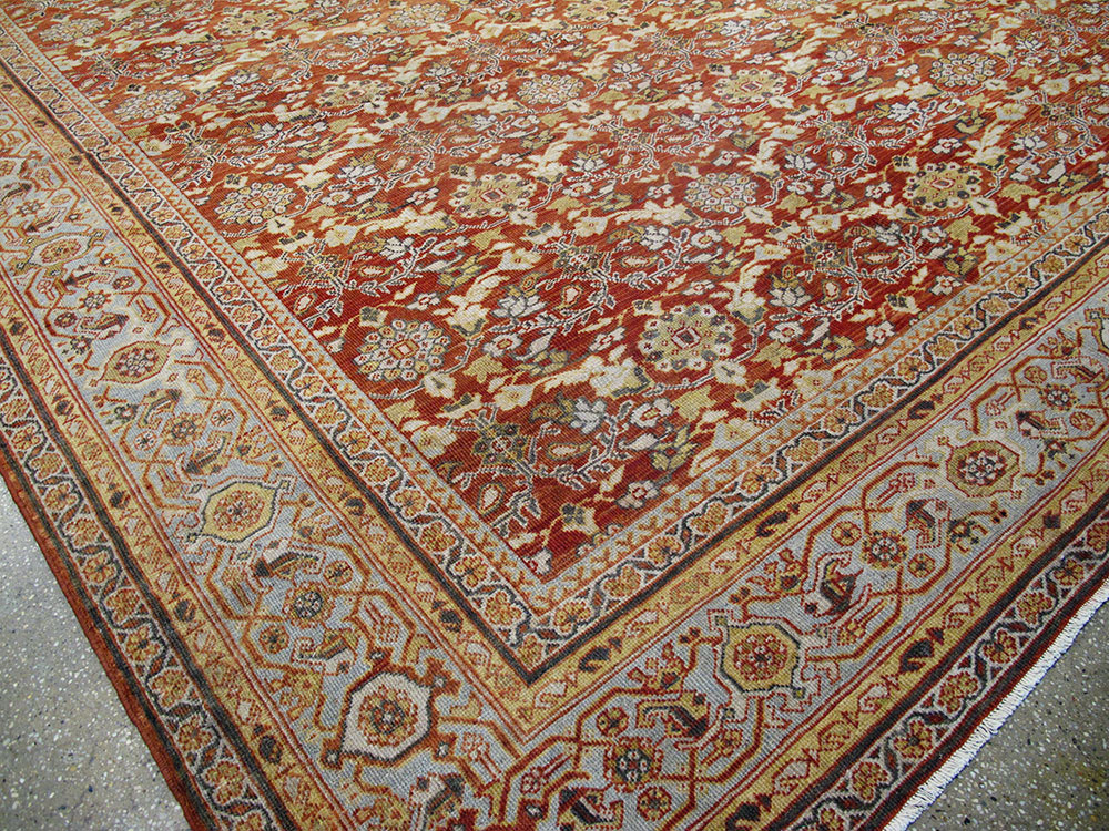 Antiuqe Persian Mahal Carpet, No.22794 - Staging
