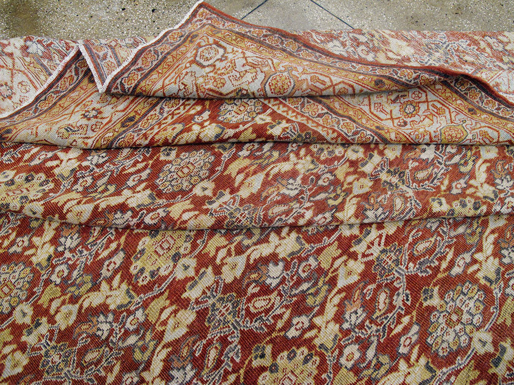 Antiuqe Persian Mahal Carpet, No.22794 - Staging