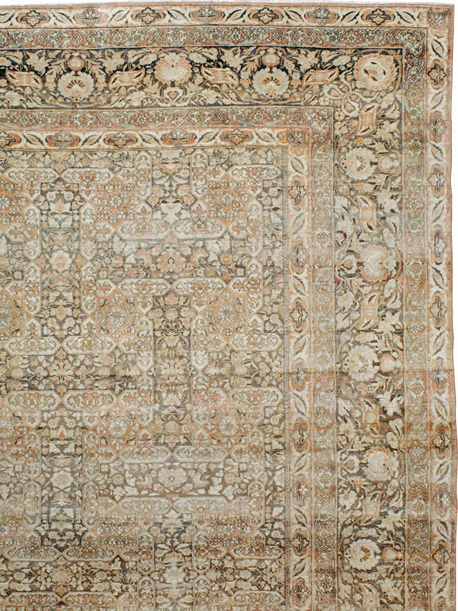 Antique Persian Isfahan Carpet, No.22808 - Staging