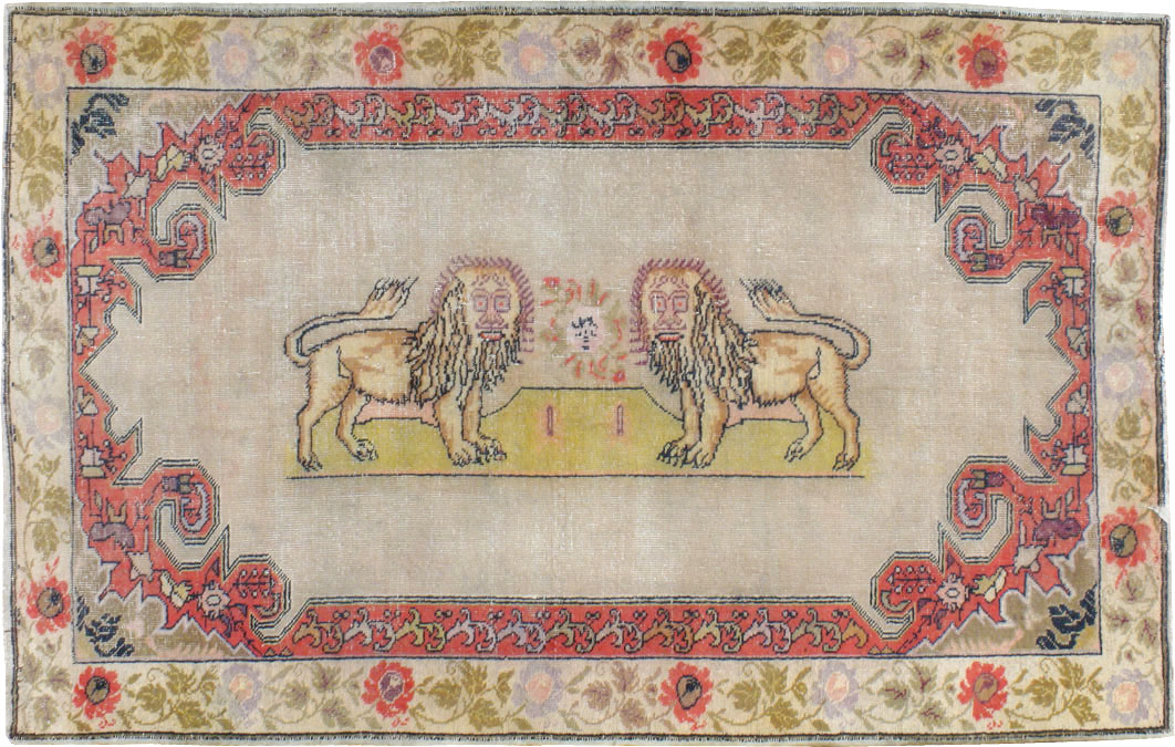 Antique Turkish Sivas Pictorial Rug, No.22858 - Staging