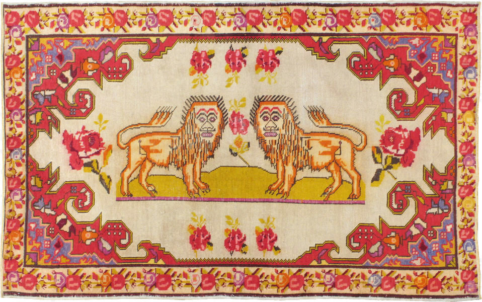 Antique Turkish Sivas Pictorial Rug, No.22859 - Staging