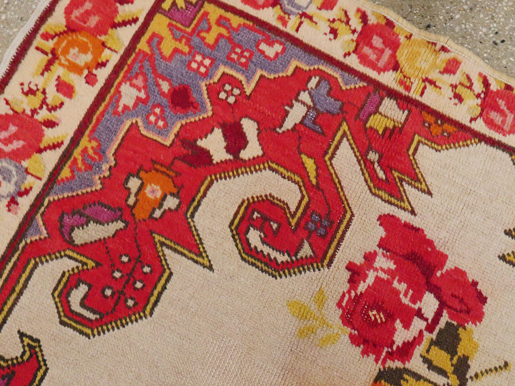 Antique Turkish Sivas Pictorial Rug, No.22859 - Staging