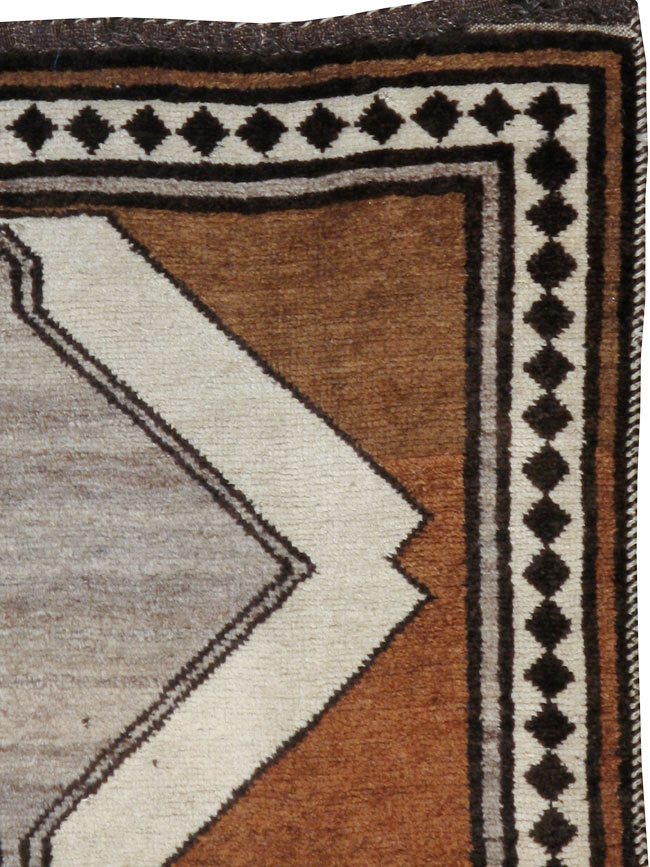 Vintage Persian Gabbeh Rug, No.22892 - Staging