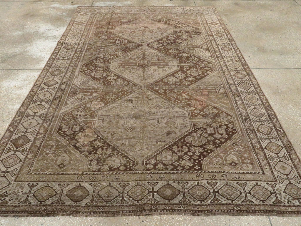 Vintage Persian Shiraz Carpet, No.22895 - Staging