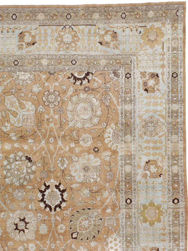 Antique Persian Tabriz Carpet, No.22919 - Staging