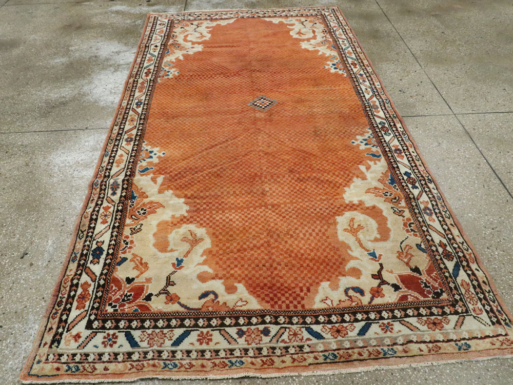 Vintage Persian Mahal Rug, No.22946 - Staging