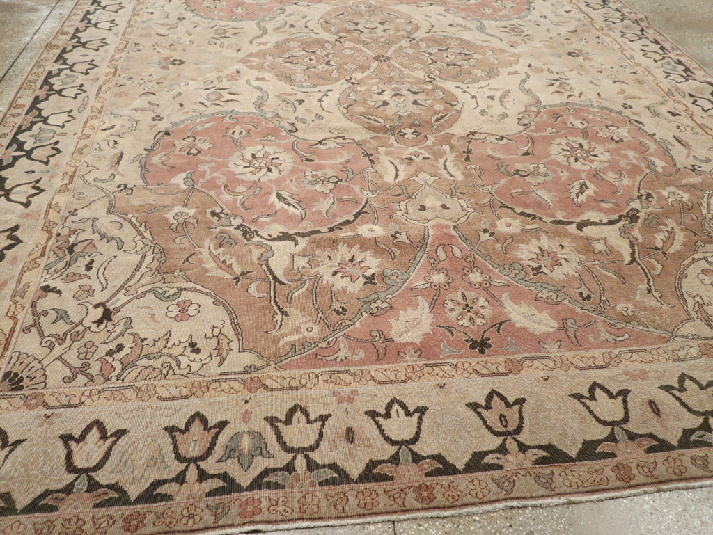 Vintage Indian Lahore Room Size Carpet, No.22965 - Staging