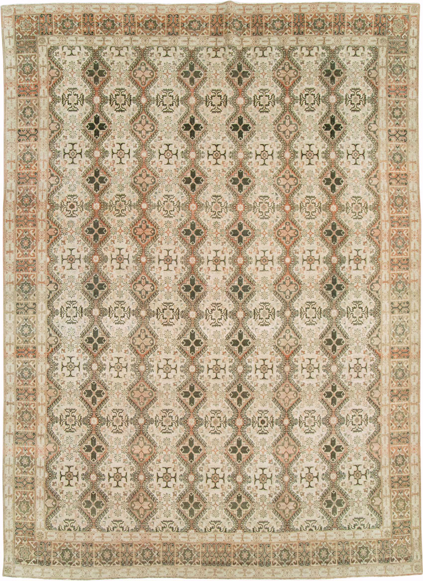 Vintage Persian Quom Room Size Carpet, No.22967 - Staging