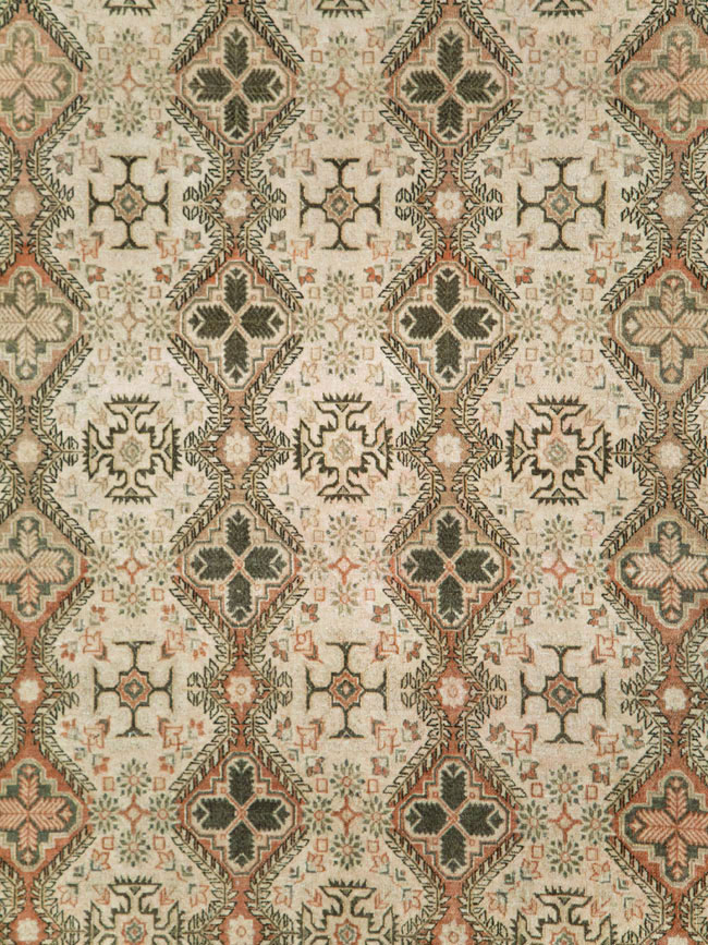 Vintage Persian Quom Room Size Carpet, No.22967 - Staging