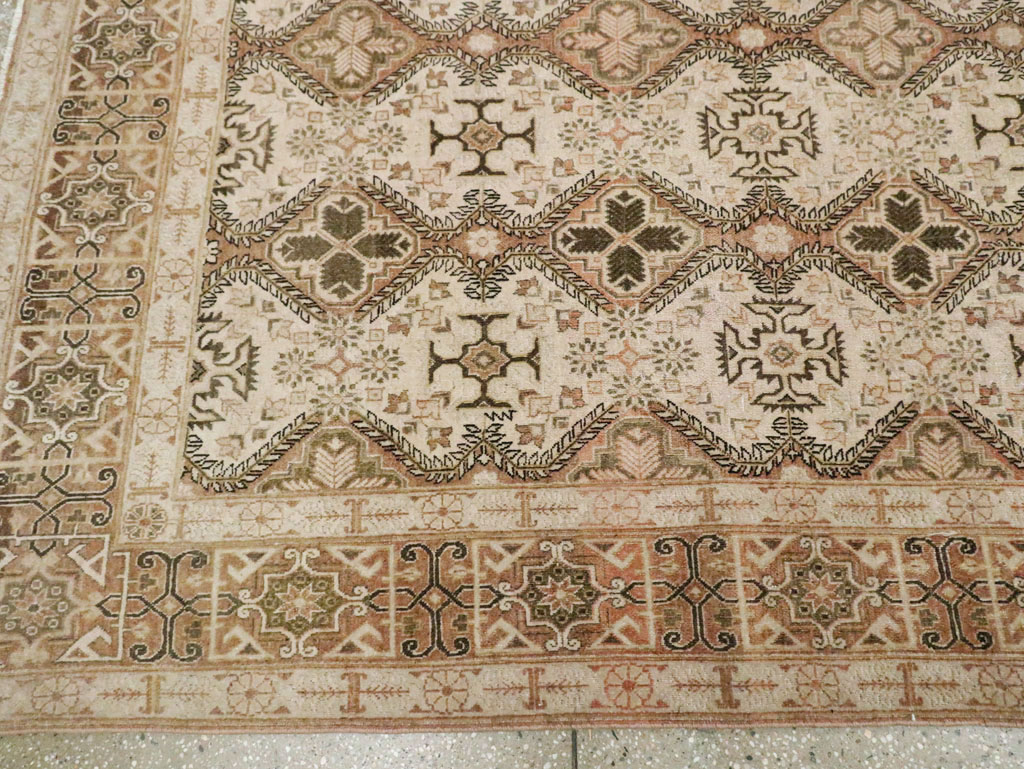 Vintage Persian Quom Room Size Carpet, No.22967 - Staging