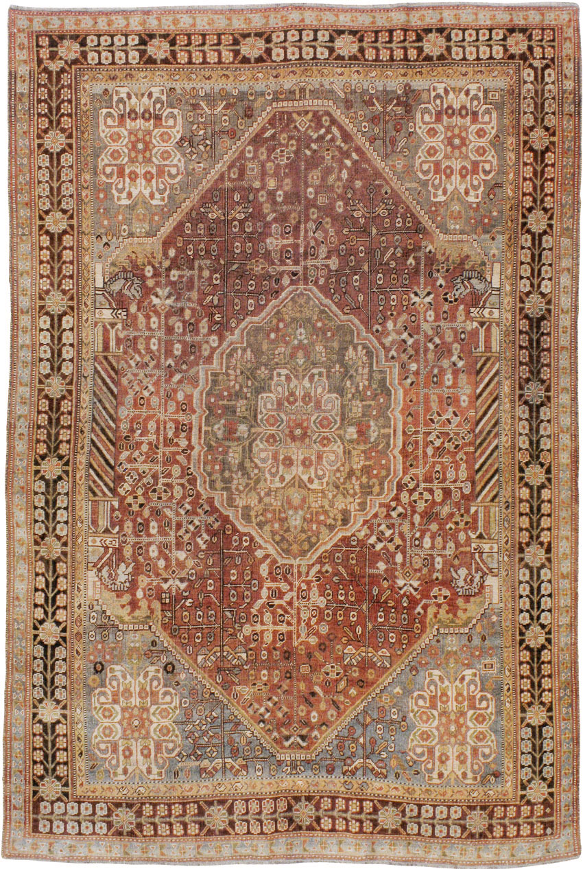 Vintage Persian Shiraz Rug, No.22980 - Staging