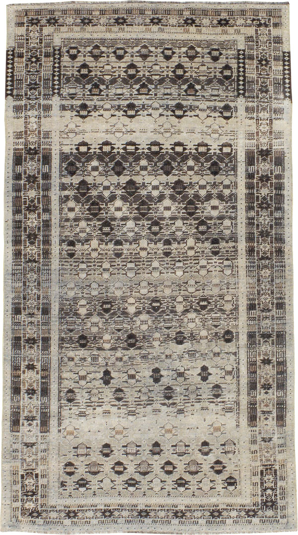 Antique Persian Baluch Rug, No.22981 - Staging