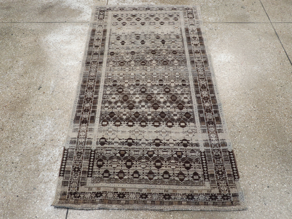 Antique Persian Baluch Rug, No.22981 - Staging