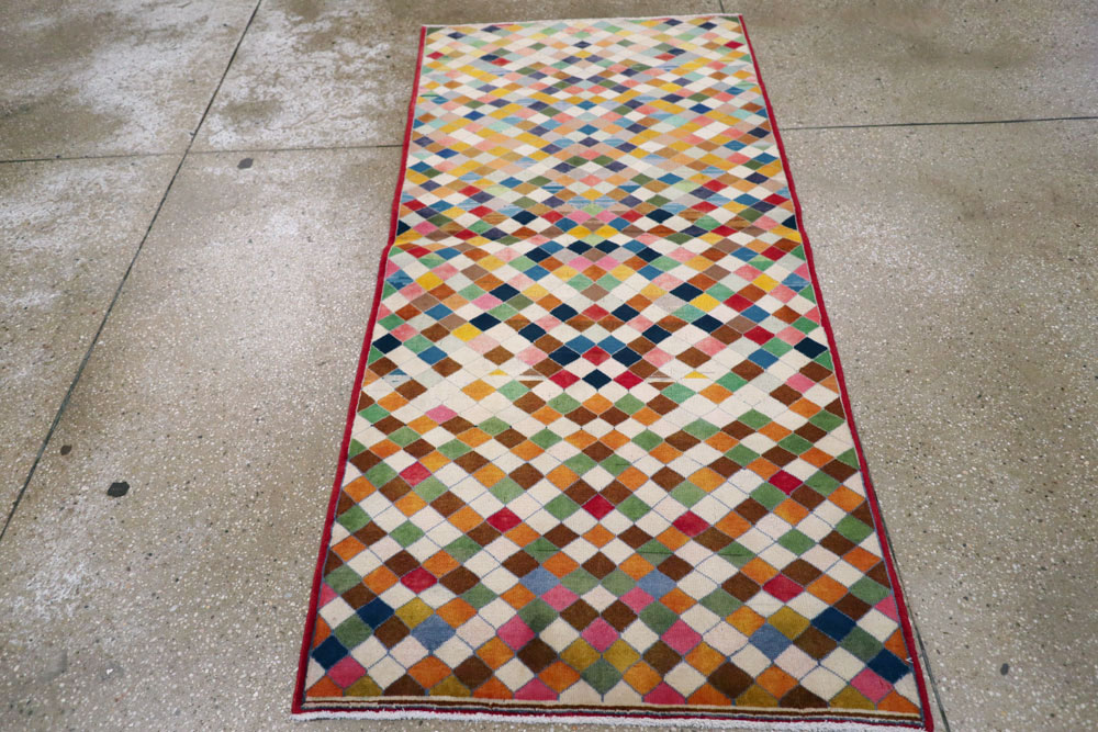 Vintage Persian Kashan Modernist Rug, No.22985 - Staging