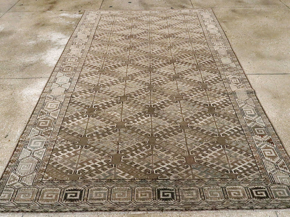 Antique Persian Turkoman Rug, No.23019 - Staging