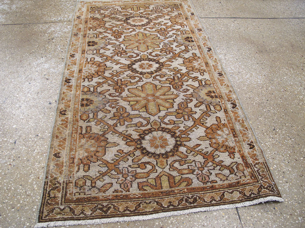 Vintage Persian Malayer Rug, No.23027 - Staging
