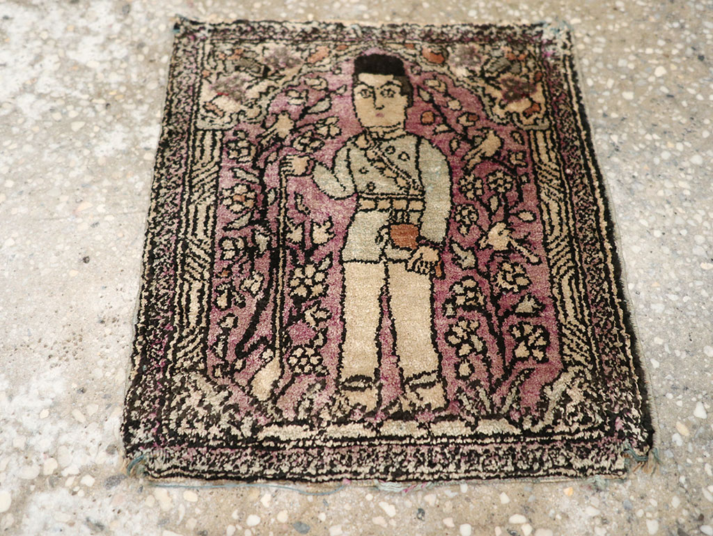 Antique Persian Kashan Pictorial Rug, No.23035 - Staging