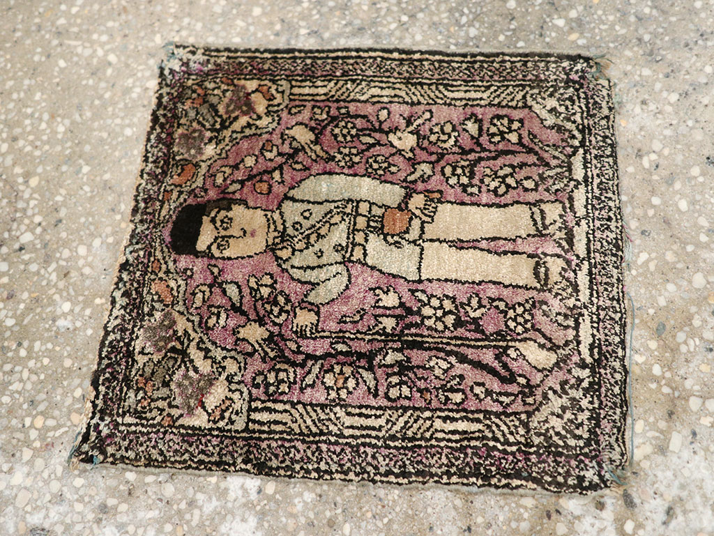 Antique Persian Kashan Pictorial Rug, No.23035 - Staging