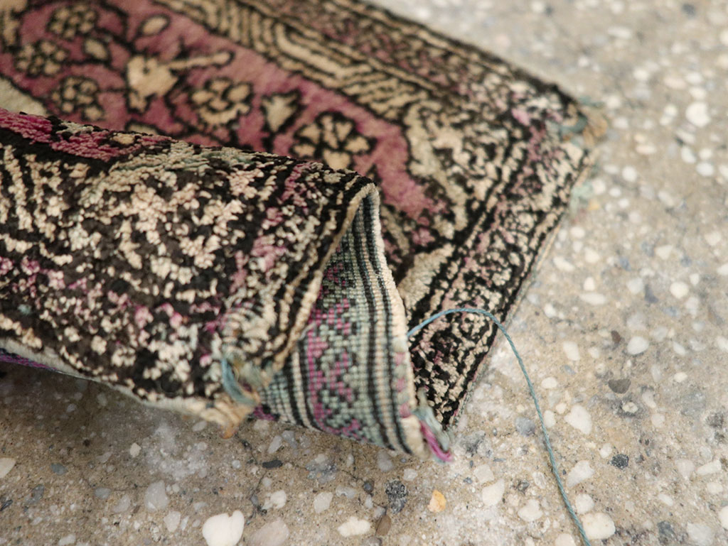 Antique Persian Kashan Pictorial Rug, No.23035 - Staging