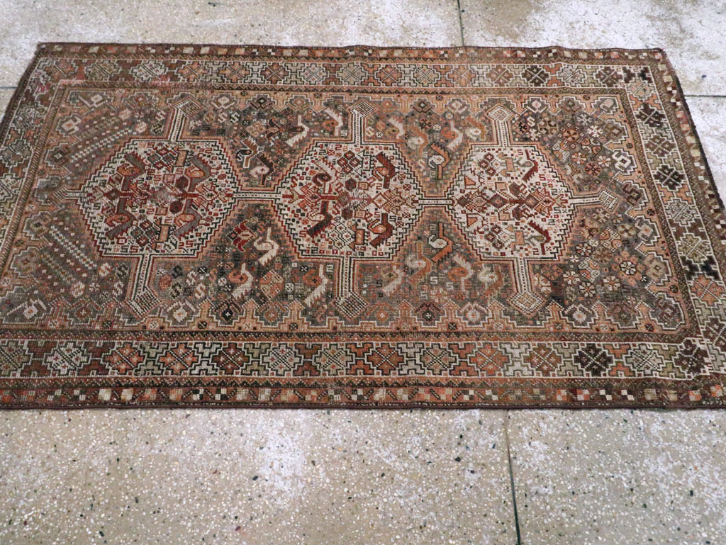 Antique Persian Shiraz Rug, No.23063 - Staging