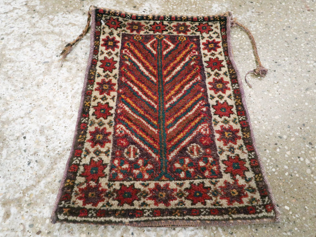 Antique Persian Bag Face, No.23066 - Staging
