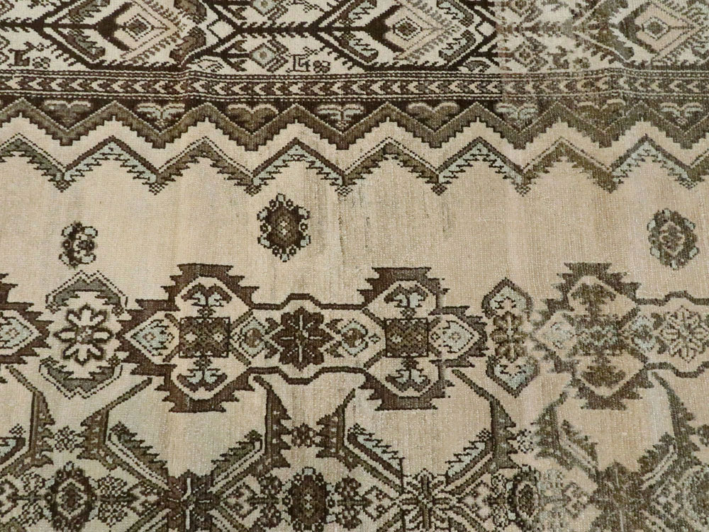 Antique Persian Malayer Rug, No.23069 - Staging