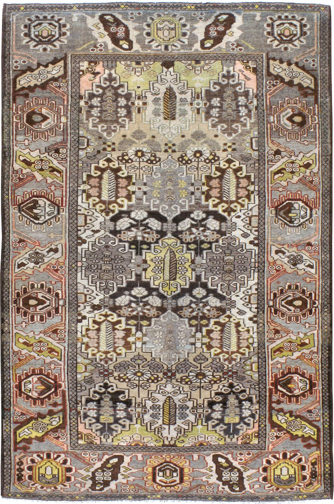 Antique Persian Bakhtiari Rug, No.23107 - Staging
