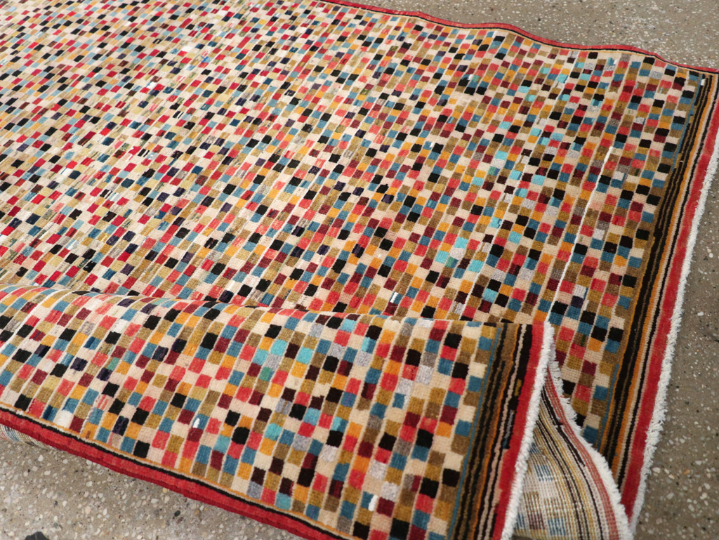 Vintage Persian Kashan Modernist Rug, No.23109 - Staging