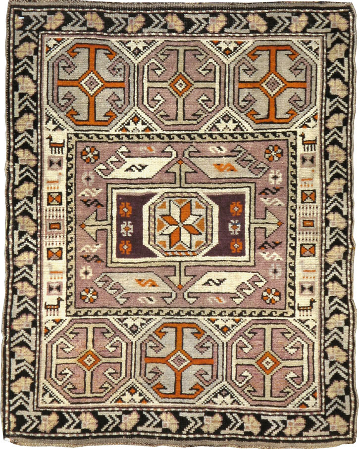 Antique Caucasian Shirvan Rug, No.23132 - Staging