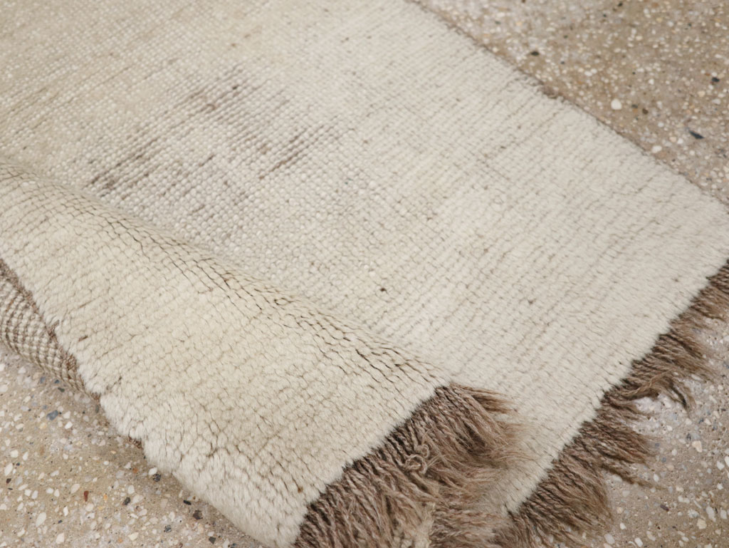 Vintage Persian Gabbeh Rug, No.23186 - Staging