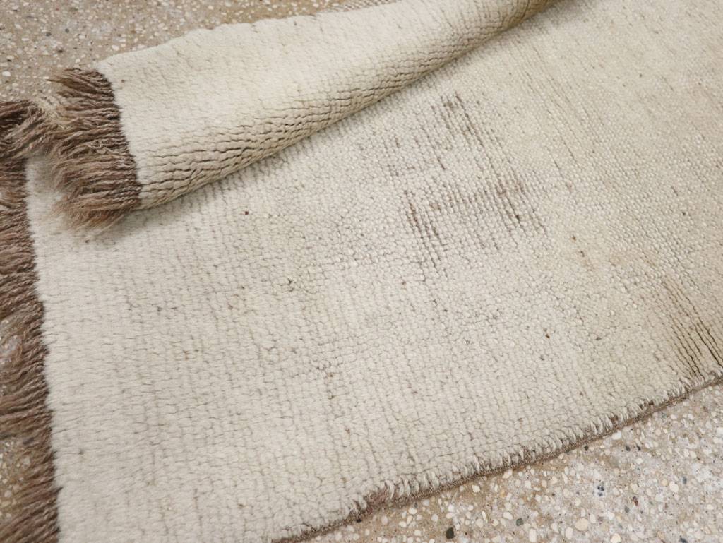 Vintage Persian Gabbeh Rug, No.23186 - Staging