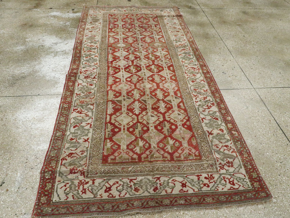 Antique Persian Bidjar Rug, No.23228 - Staging