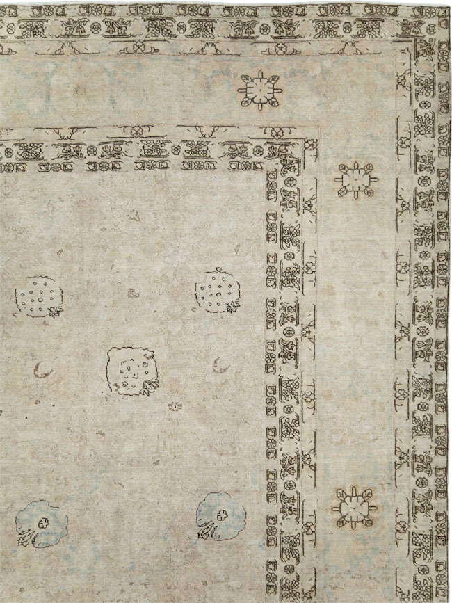 Antique Persian Tabriz Large Room Size Carpet, No.23283 - Staging