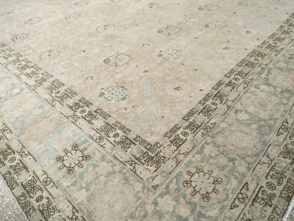 Antique Persian Tabriz Large Room Size Carpet, No.23283 - Staging