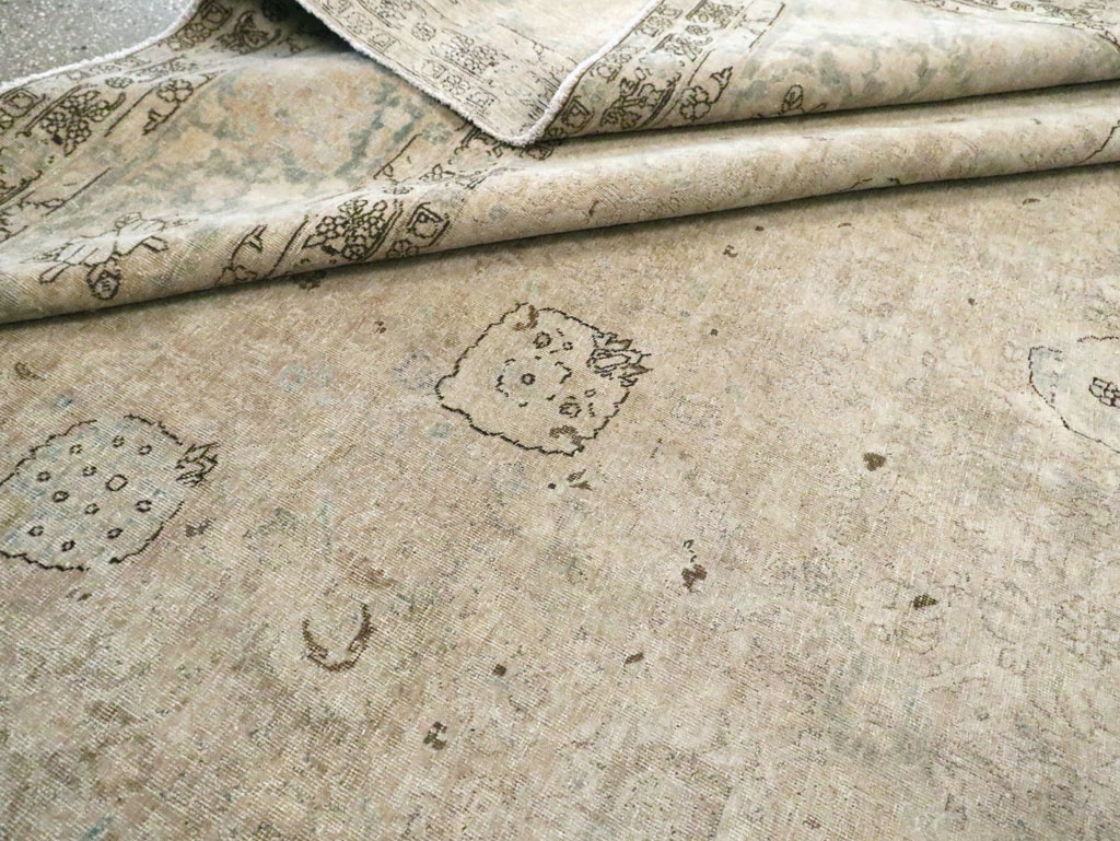 Antique Persian Tabriz Large Room Size Carpet, No.23283 - Staging