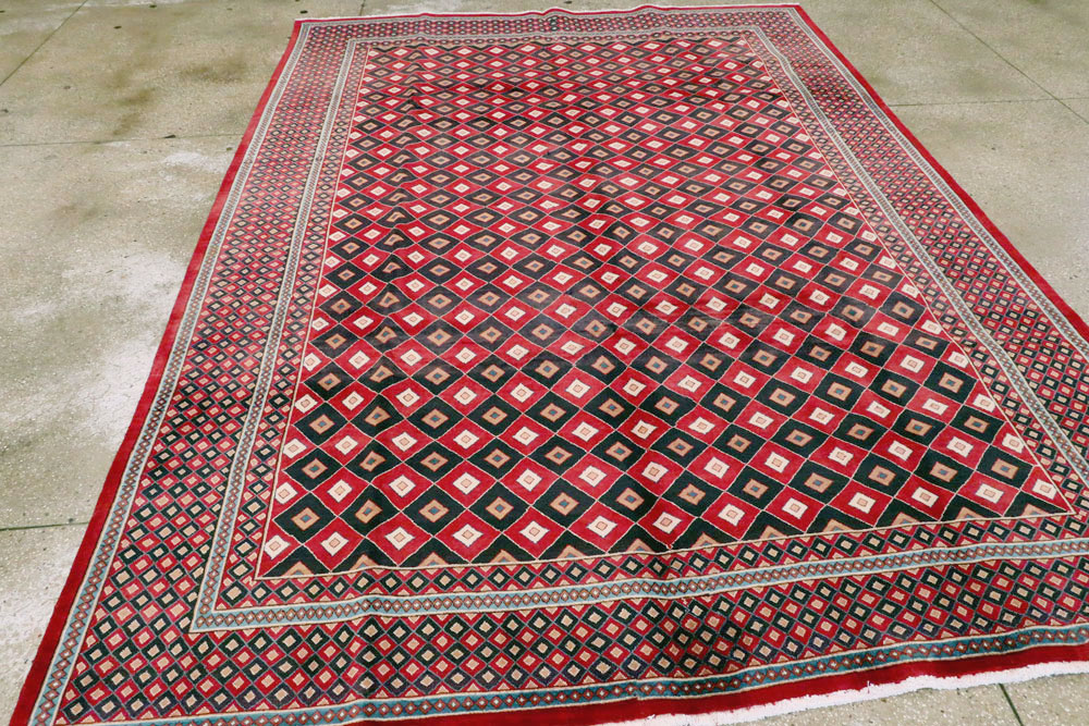 Vintage Persian Mashad Modernist Carpet, No.23285 - Staging