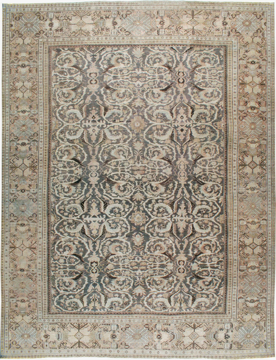 Antique Persian Sultanabad Carpet, No.23293 - Staging