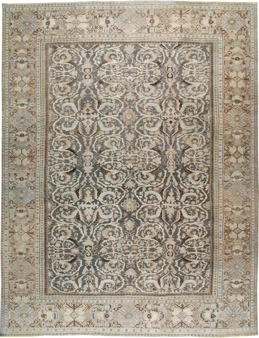 Antique Persian Sultanabad Carpet, No.23293 - Staging