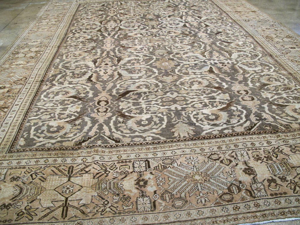 Antique Persian Sultanabad Carpet, No.23293 - Staging