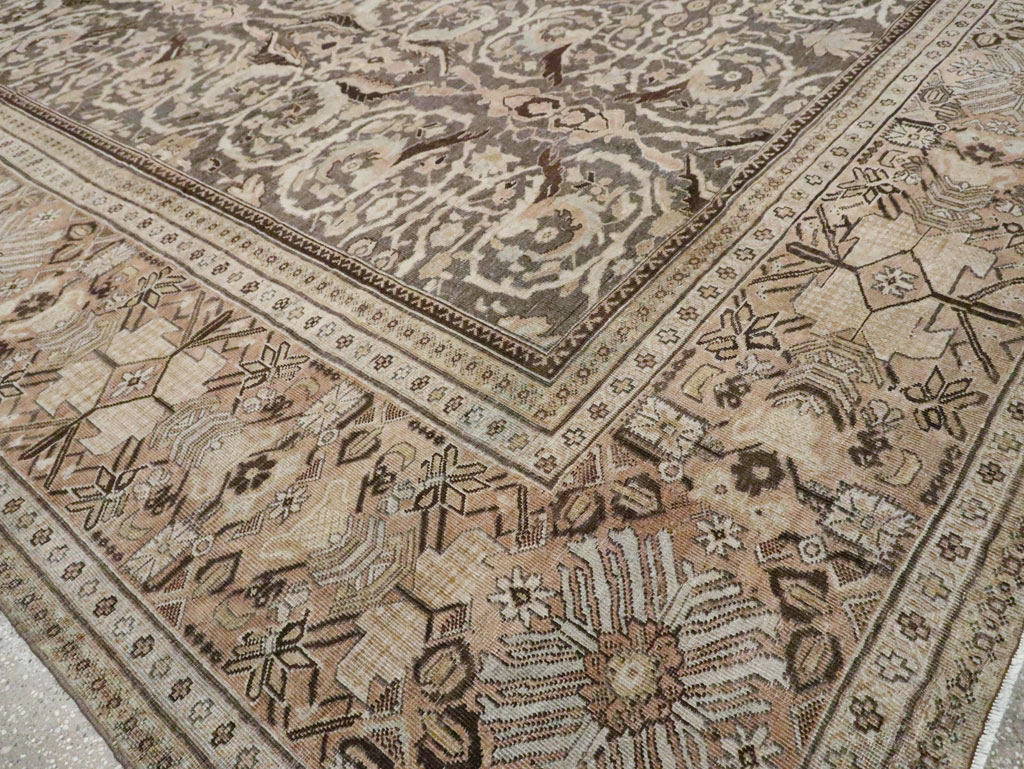 Antique Persian Sultanabad Carpet, No.23293 - Staging