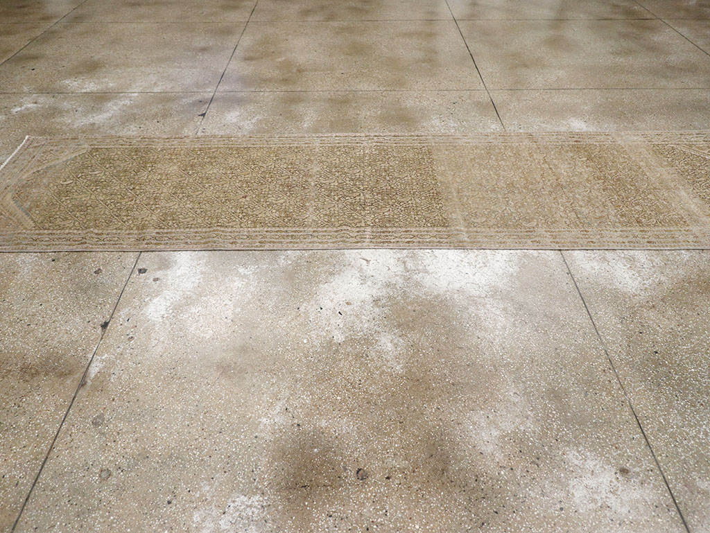 Antique Persian Malayer Runner, No.23303 - Staging